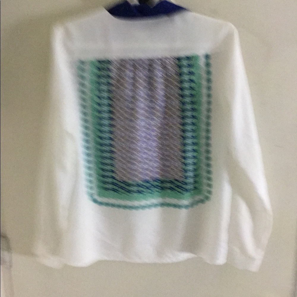 Long sleeves  half way button down shirt - Picture 8 of 12